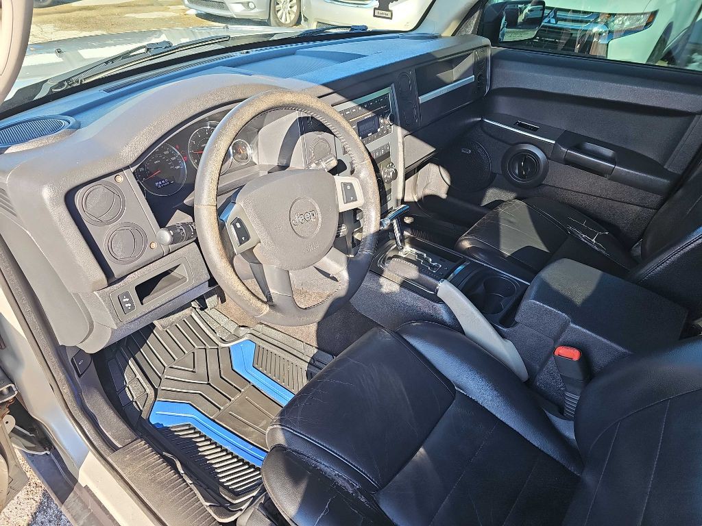 2008 Jeep Commander Image 23