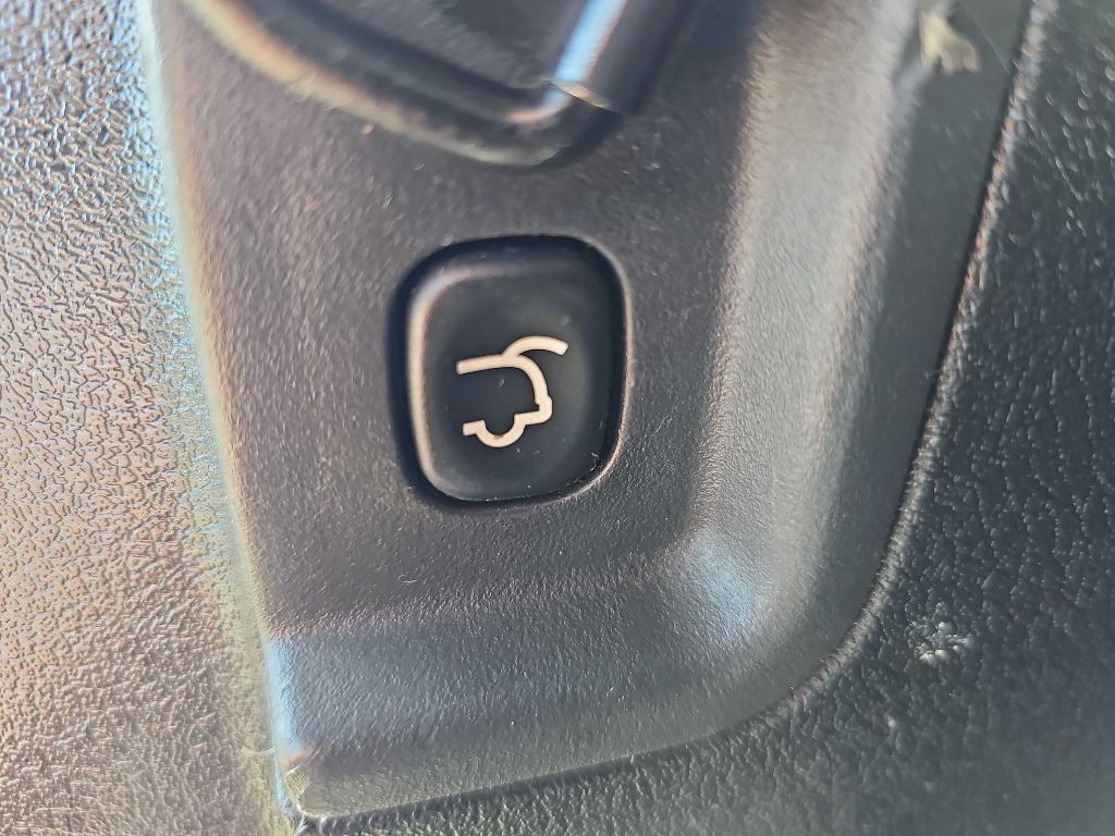 2008 Jeep Commander Image 33