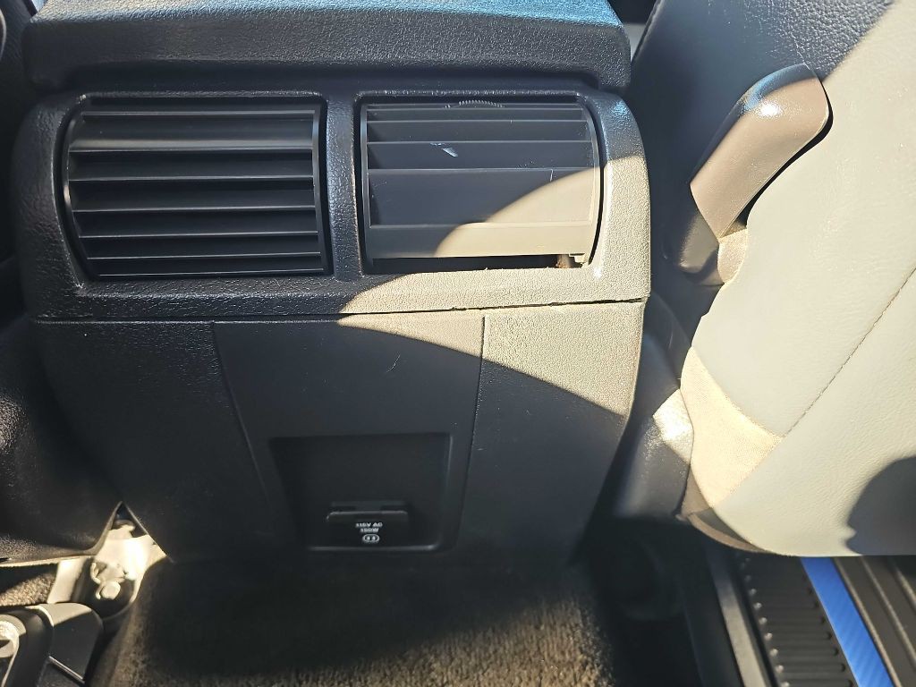 2008 Jeep Commander Image 34