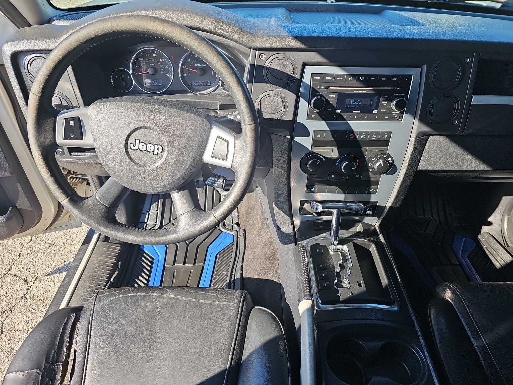 2008 Jeep Commander Image 36