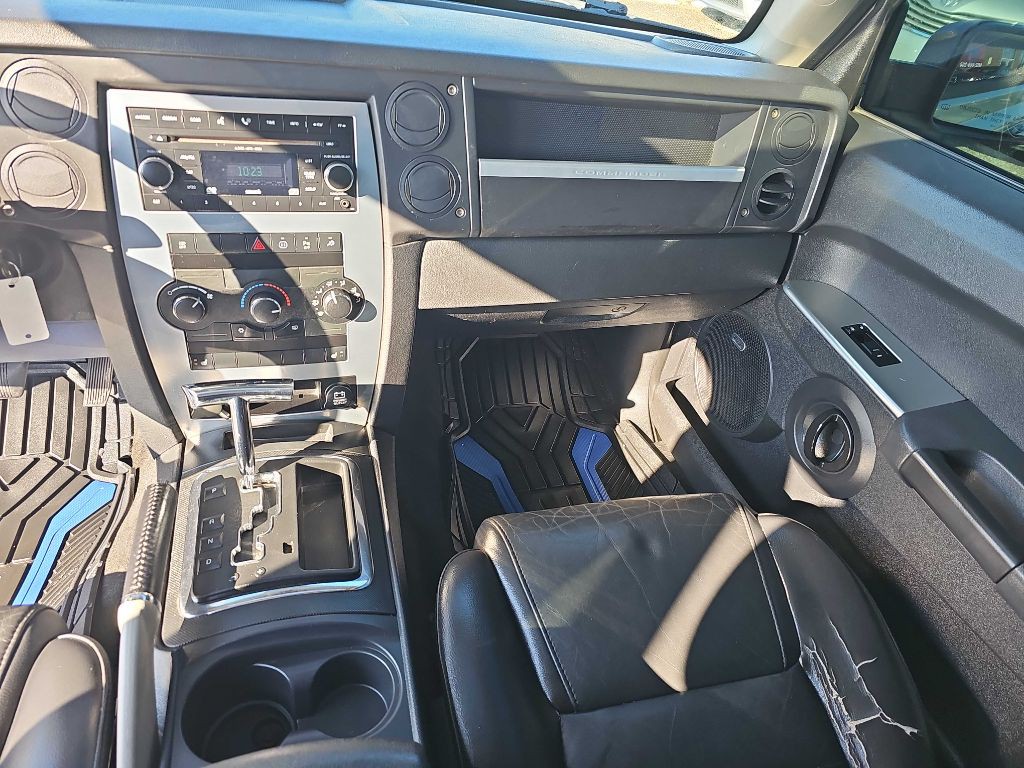 2008 Jeep Commander Image 38