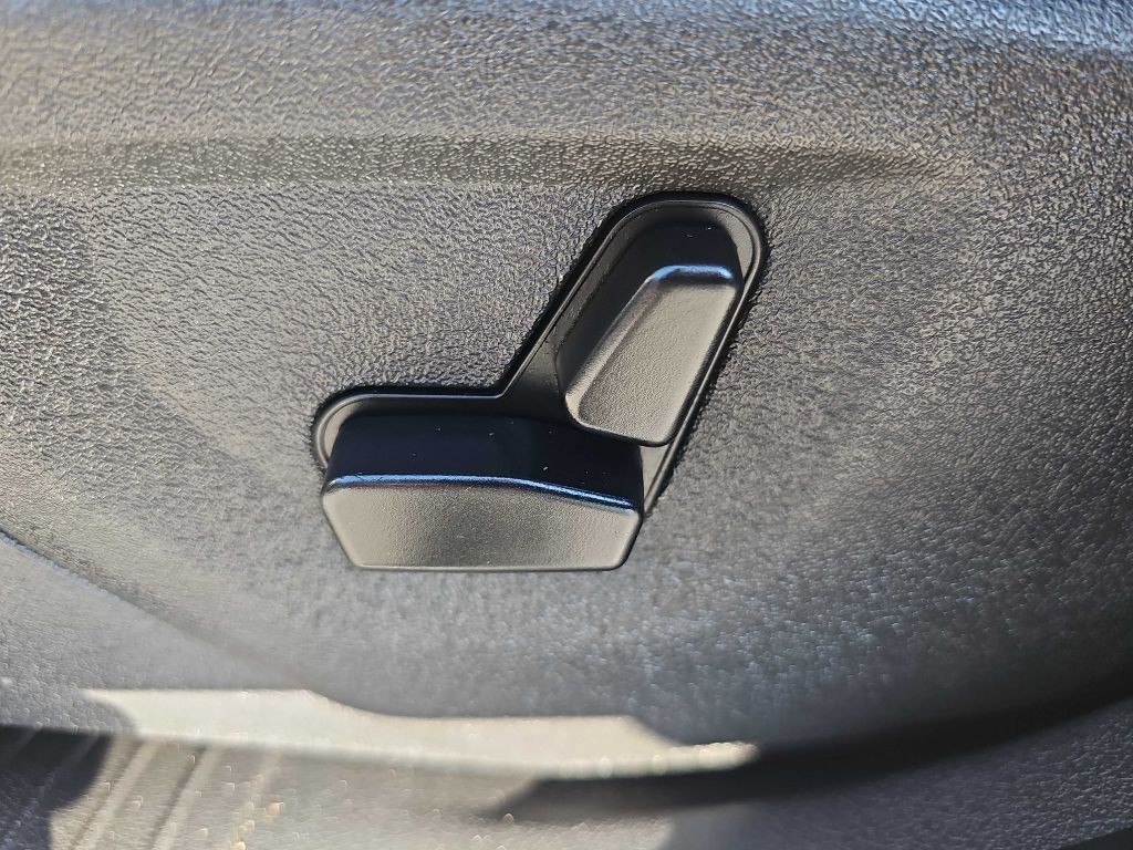 2008 Jeep Commander Image 41