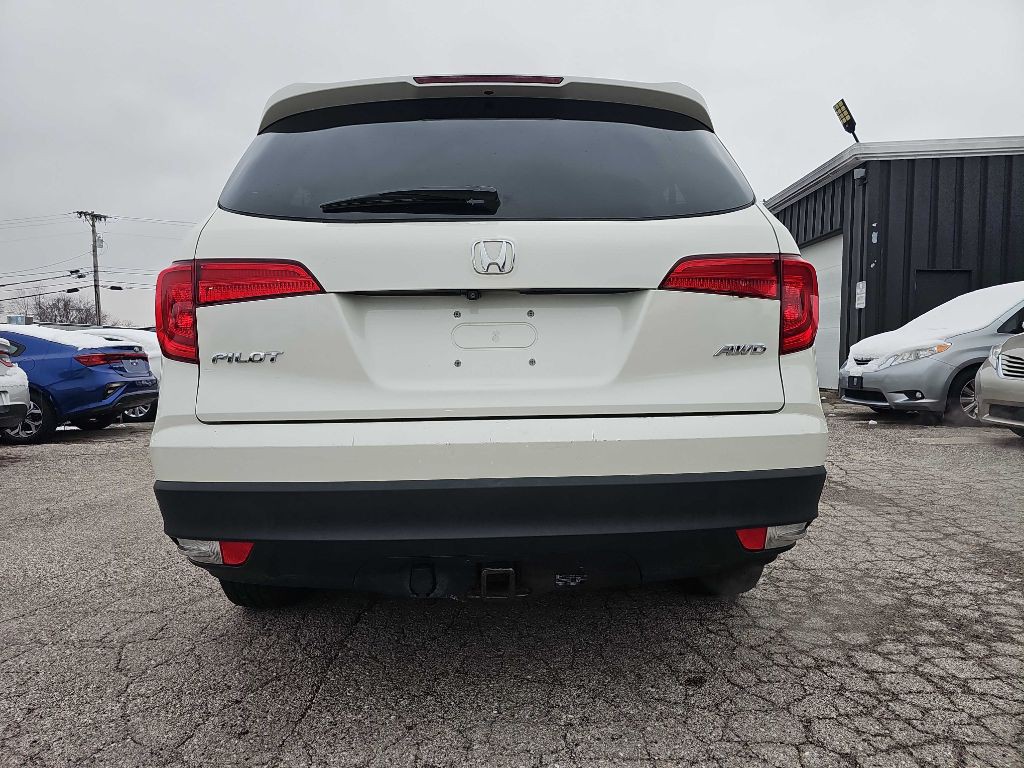 2017 Honda Pilot Image 8