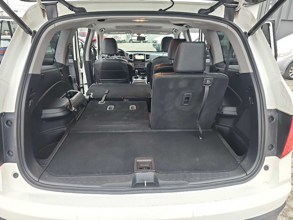 2017 Honda Pilot Image 31