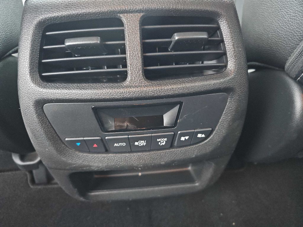 2017 Honda Pilot Image 33