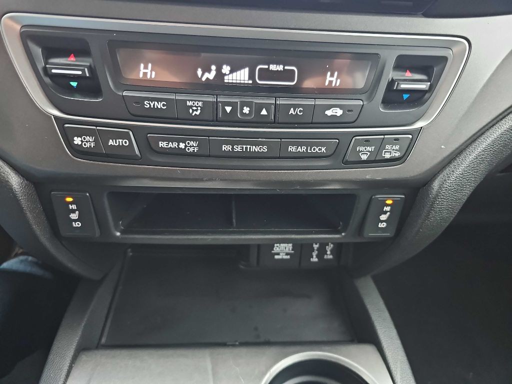 2017 Honda Pilot Image 40