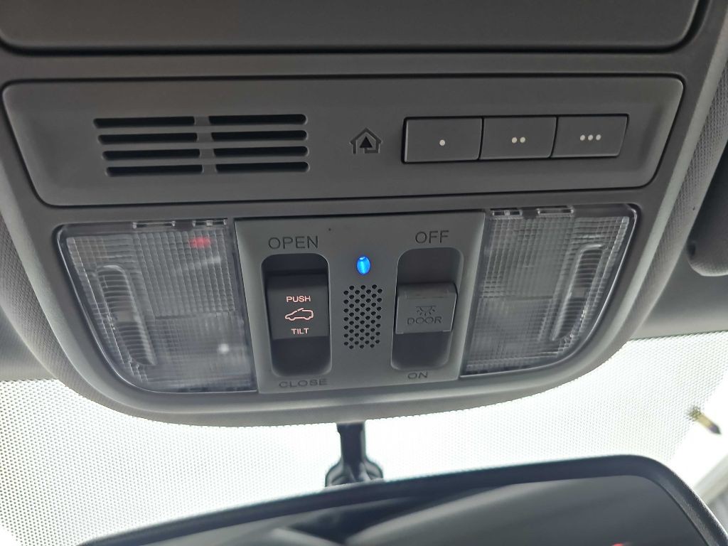 2017 Honda Pilot Image 63