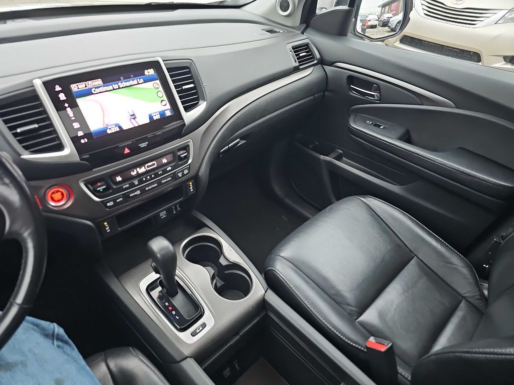 2017 Honda Pilot Image 65
