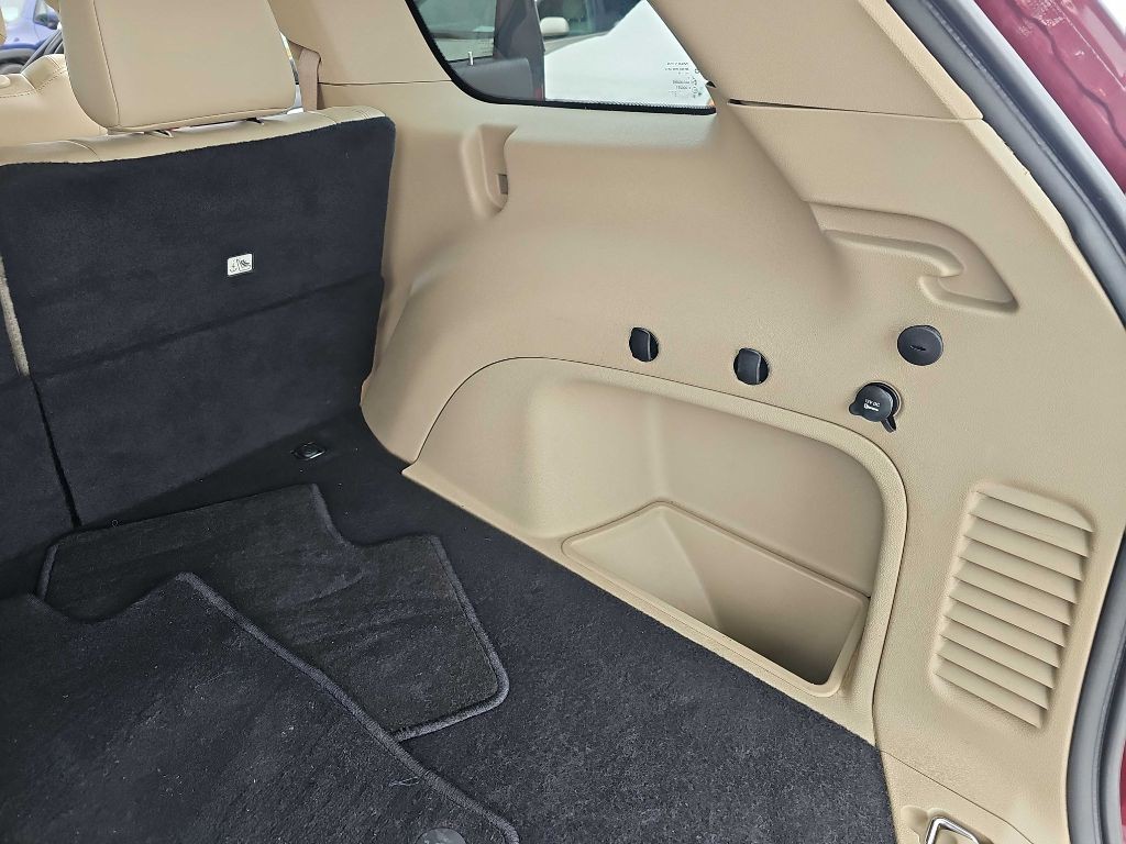 2021 Jeep Grand Cherokee Image 35