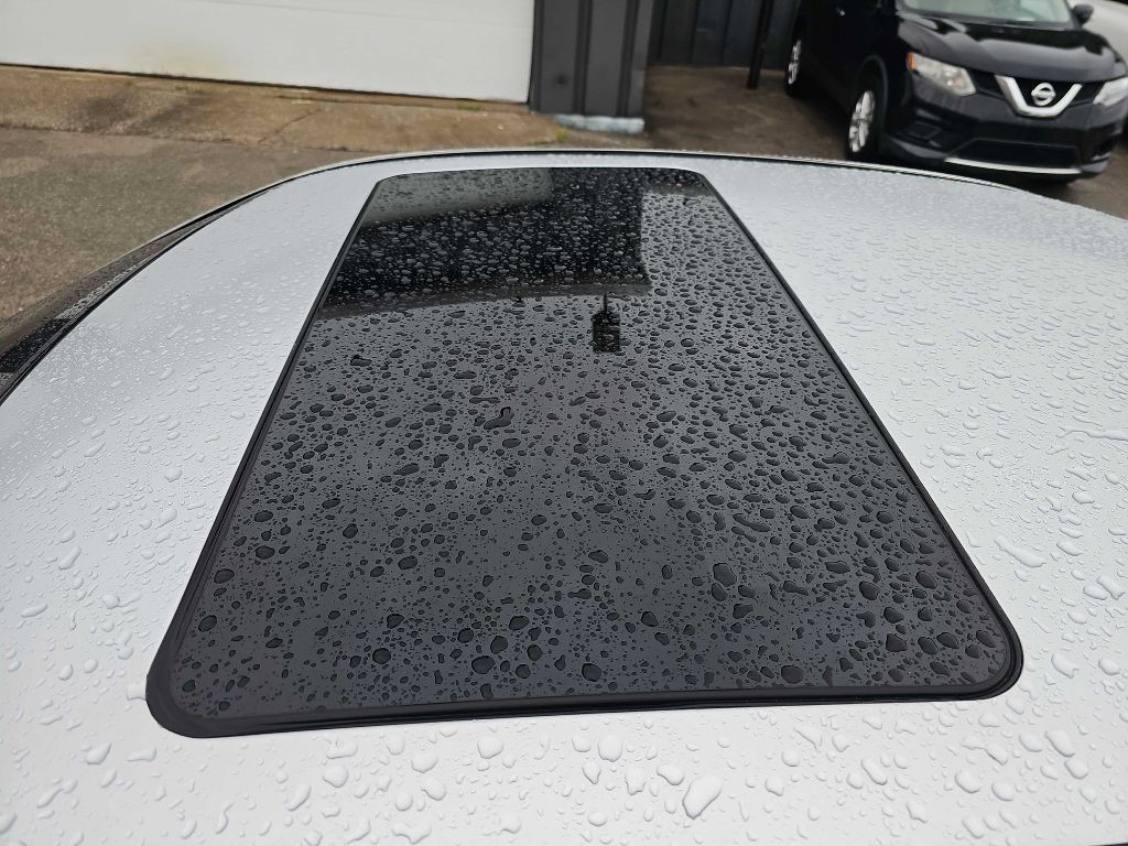 2007 Mercedes-Benz C-Class Image 17