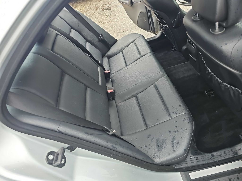 2007 Mercedes-Benz C-Class Image 33