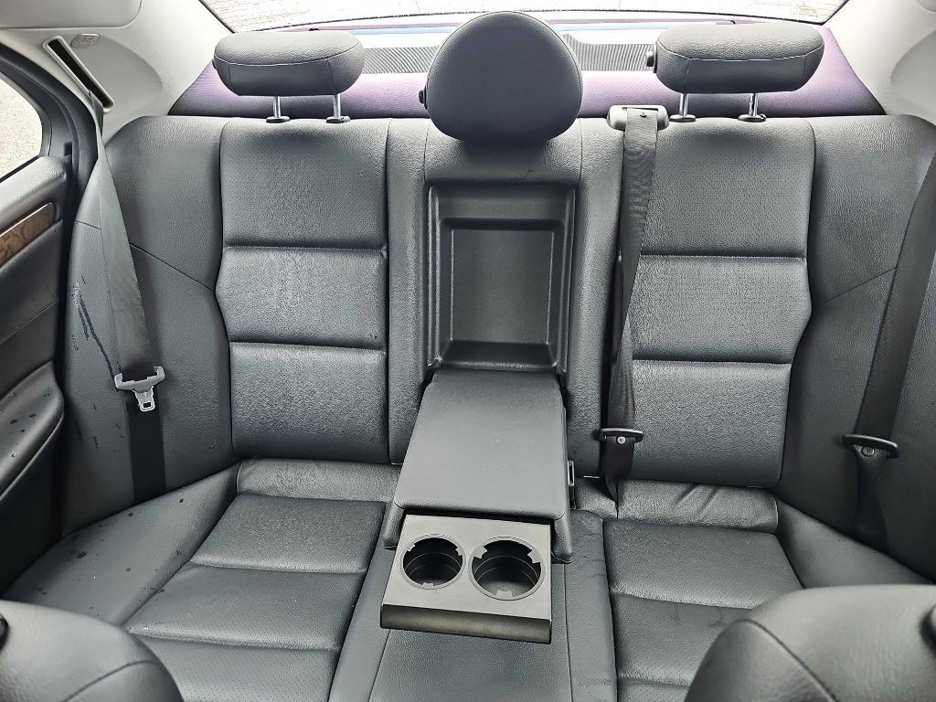 2007 Mercedes-Benz C-Class Image 36