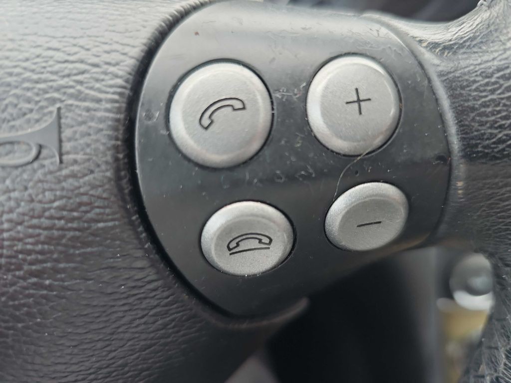 2007 Mercedes-Benz C-Class Image 40