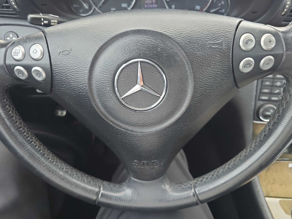 2007 Mercedes-Benz C-Class Image 42