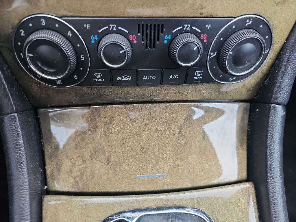 2007 Mercedes-Benz C-Class Image 46