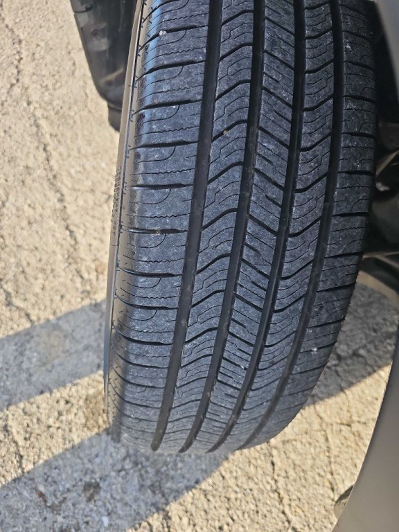 2021 Jeep Cherokee Image 20