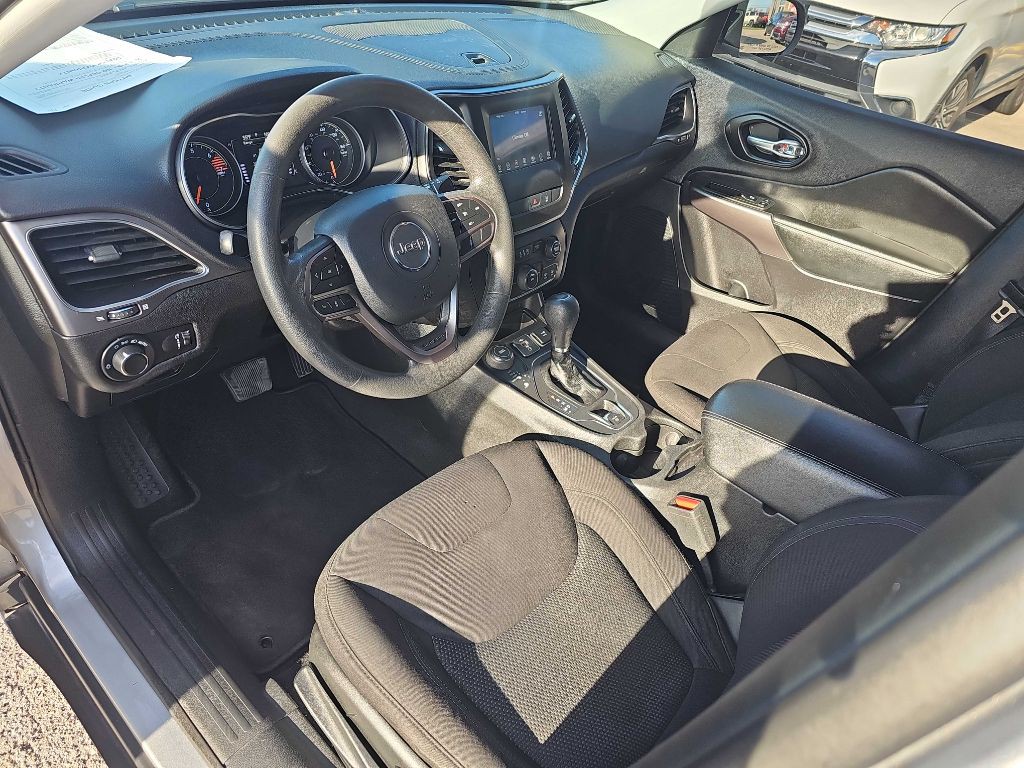 2021 Jeep Cherokee Image 27