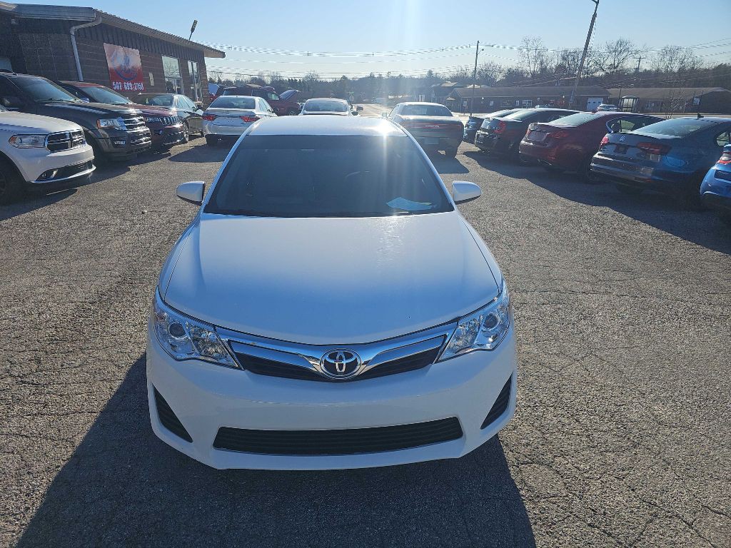 2013 Toyota Camry Image 5