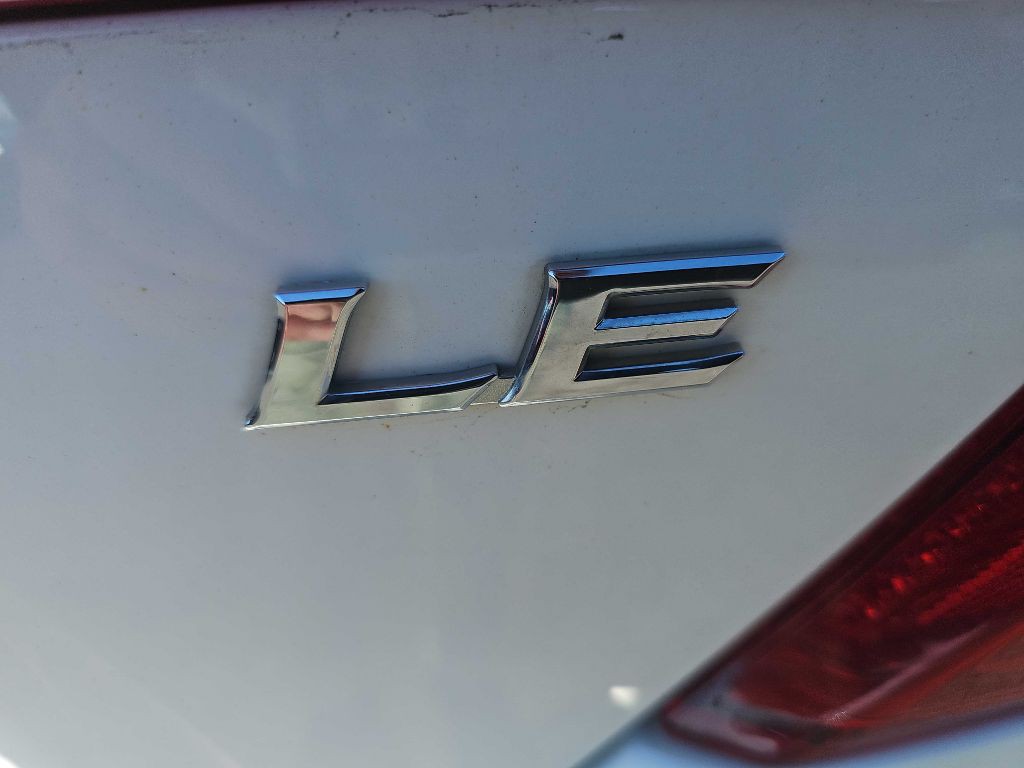 2013 Toyota Camry Image 15