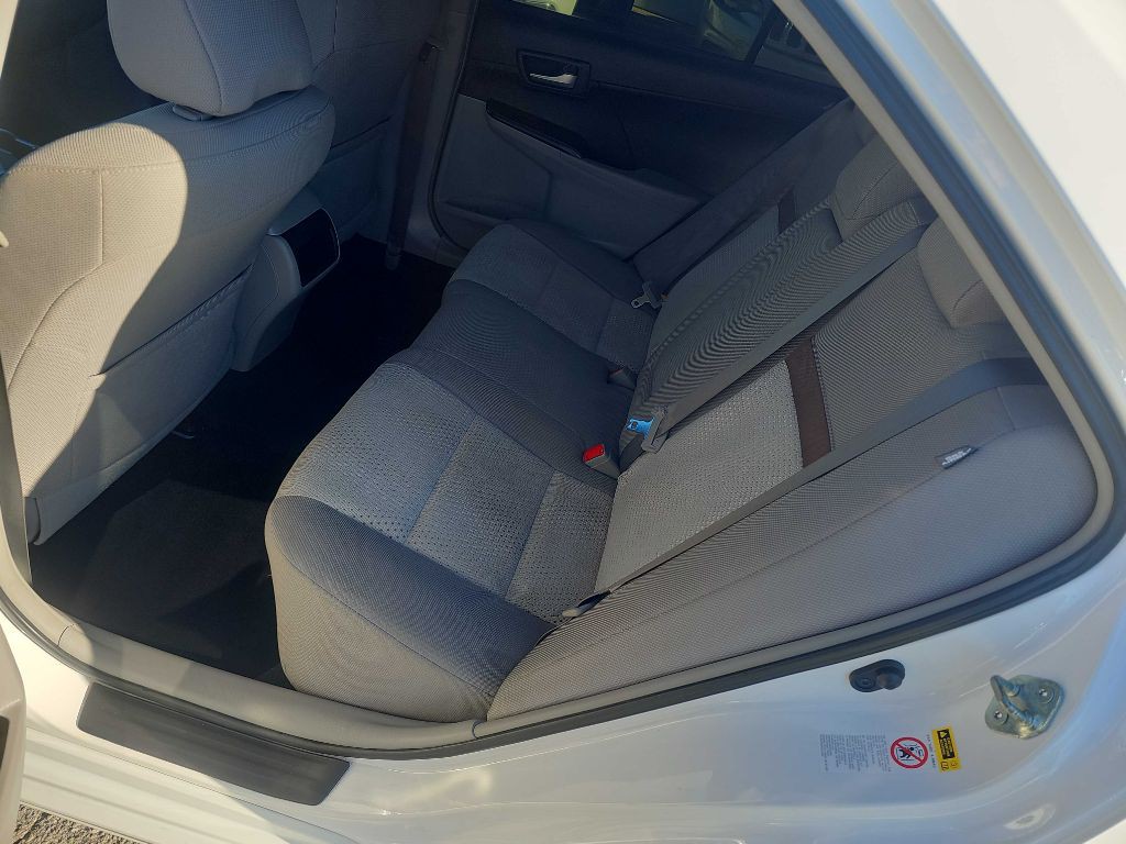 2013 Toyota Camry Image 27