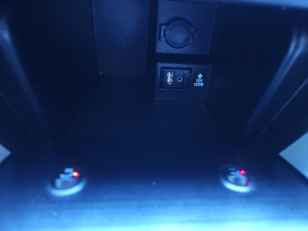 2013 Toyota Camry Image 44