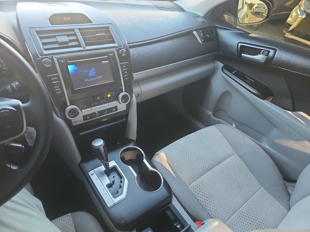 2013 Toyota Camry Image 52