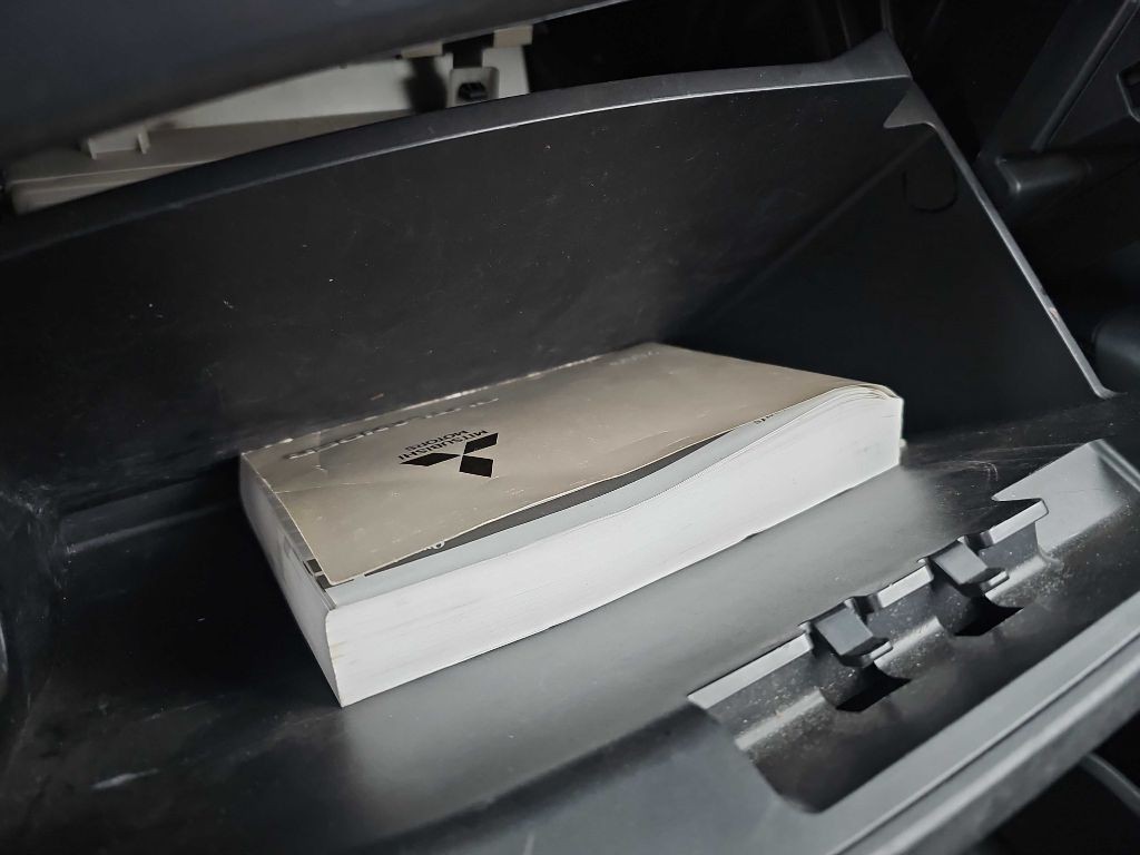 2009 Mitsubishi Outlander Image 42