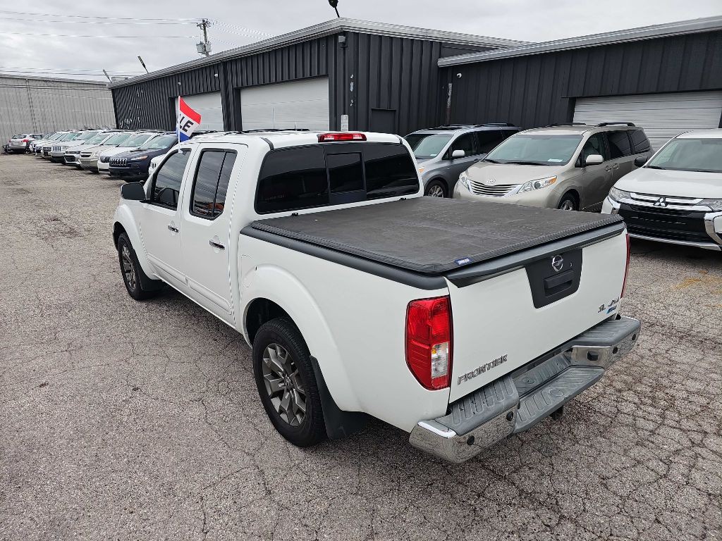 2017 Nissan Frontier Image 12