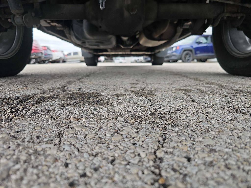 2017 Nissan Frontier Image 16