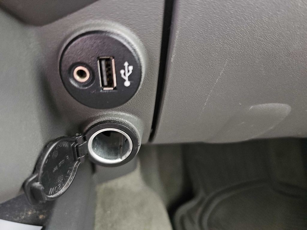 2017 Nissan Frontier Image 51