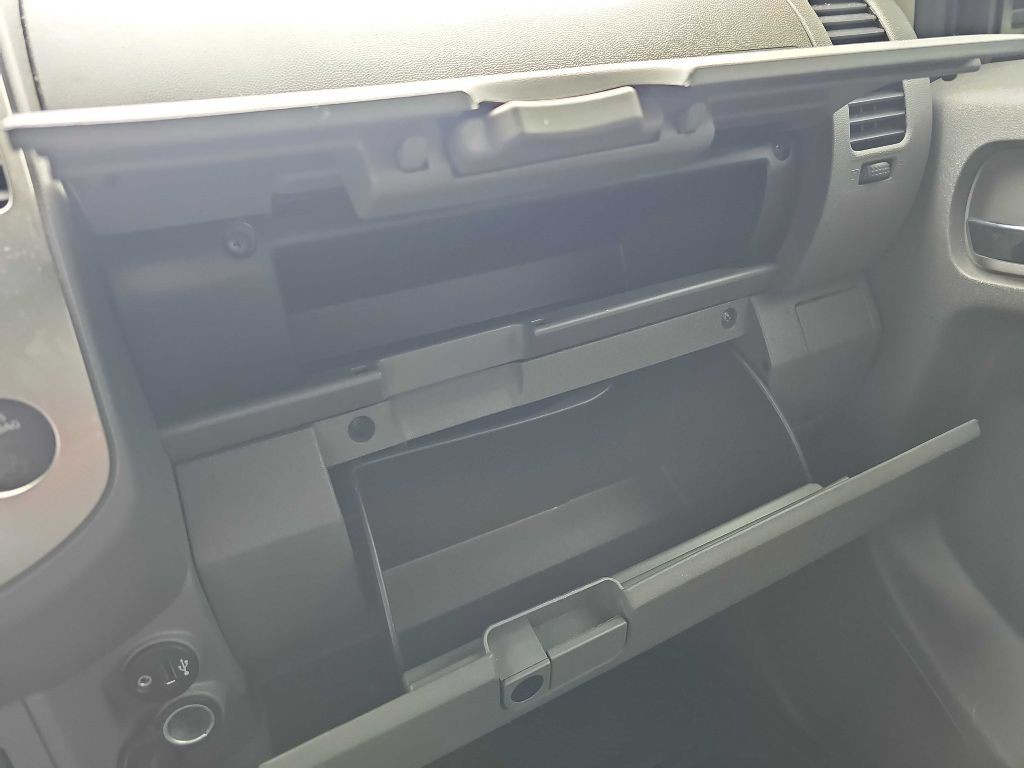 2017 Nissan Frontier Image 56