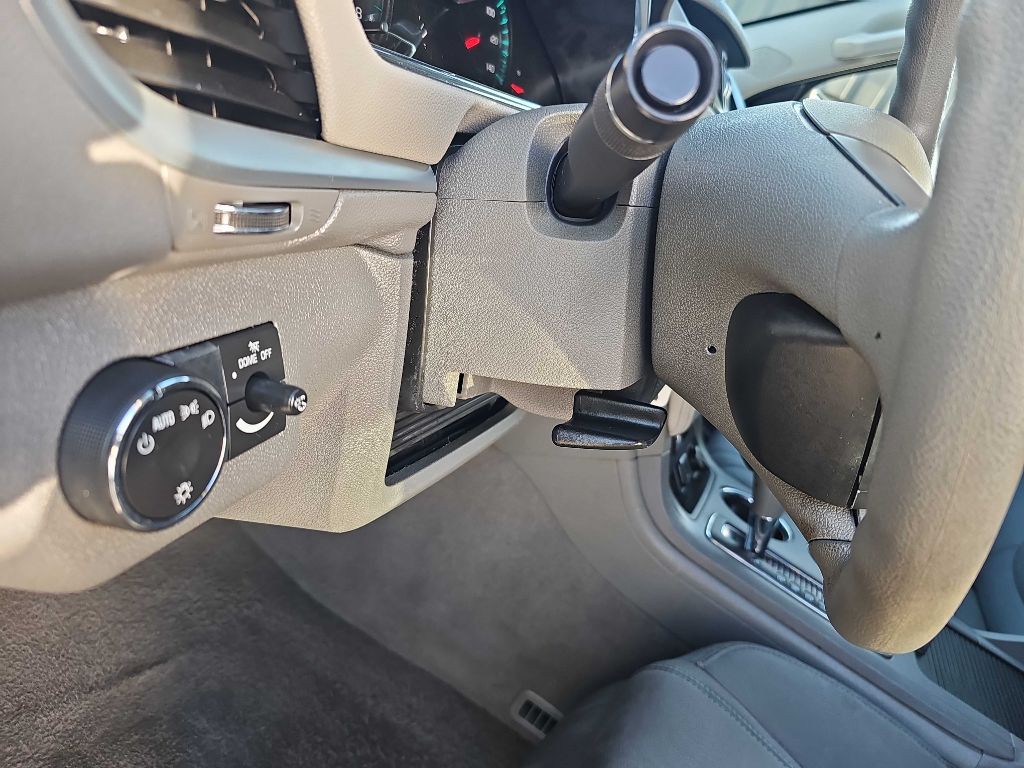 2015 Chevrolet Traverse Image 32