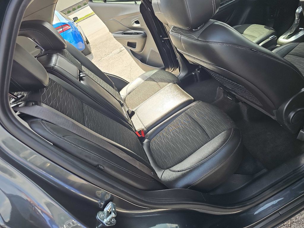 2016 Buick Enclave Image 22