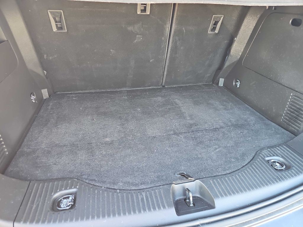 2016 Buick Enclave Image 48