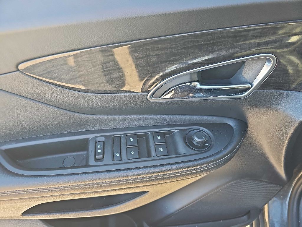 2016 Buick Enclave Image 52