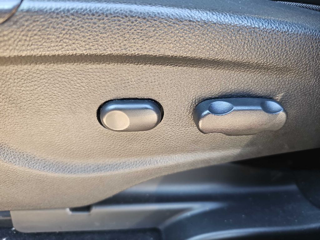 2016 Buick Enclave Image 54