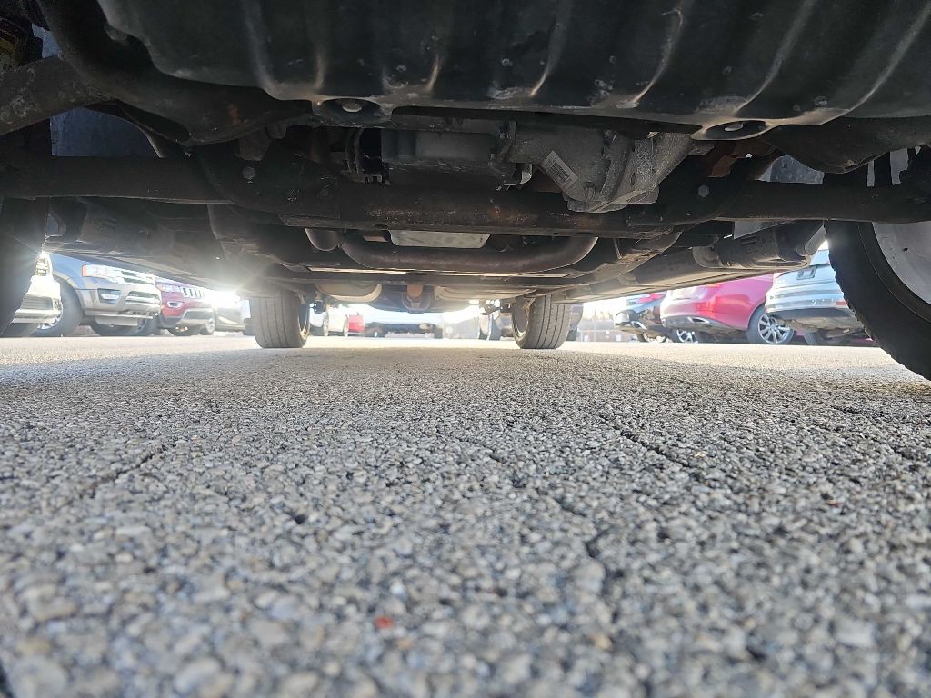 2012 Cadillac Escalade Image 30