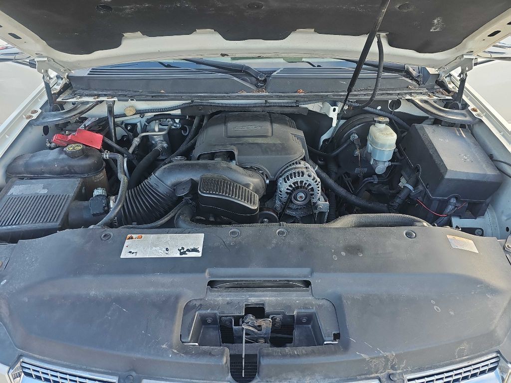 2012 Cadillac Escalade Image 36