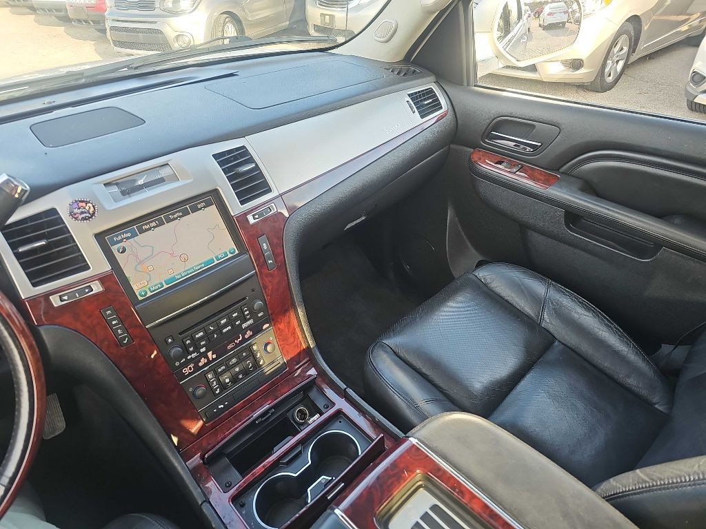 2012 Cadillac Escalade Image 76