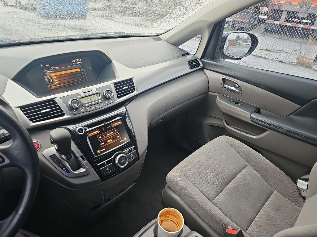 2016 Honda Odyssey Image 59