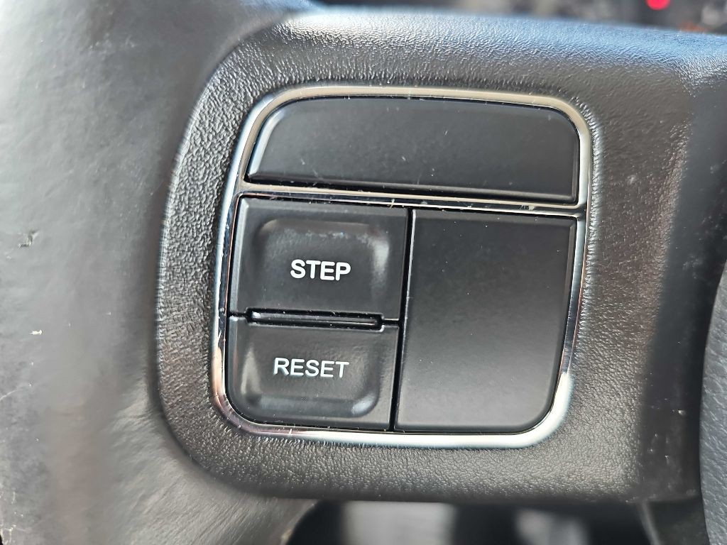 2017 Jeep Patriot Image 33