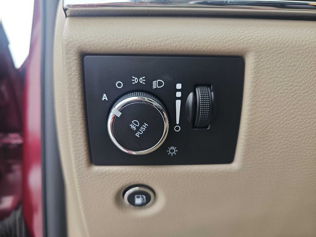 2019 Jeep Grand Cherokee Image 47