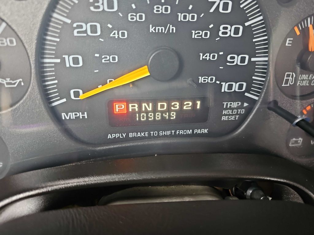 2001 Chevrolet Express Image 40