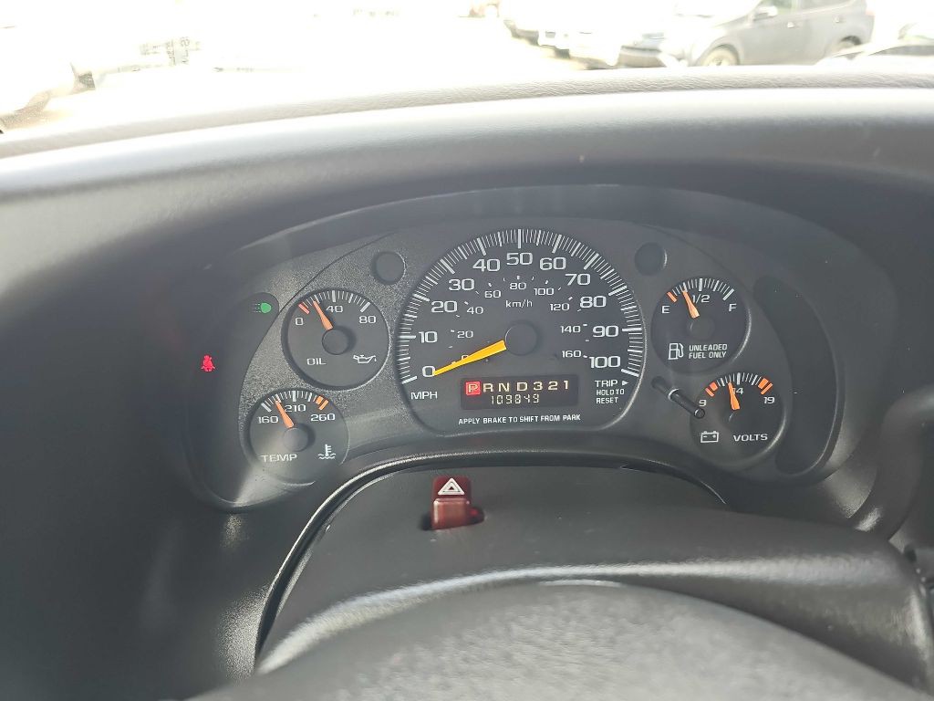 2001 Chevrolet Express Image 41