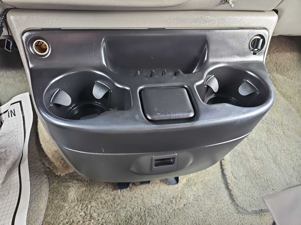 2001 Chevrolet Express Image 44