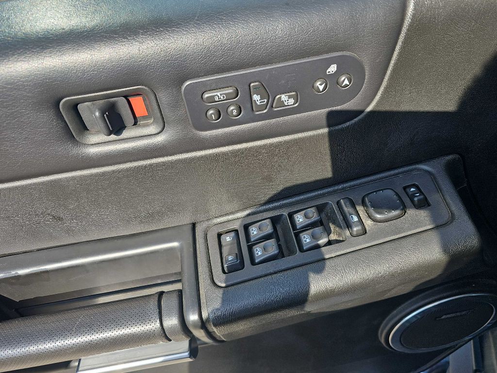 2005 HUMMER H2 Image 31