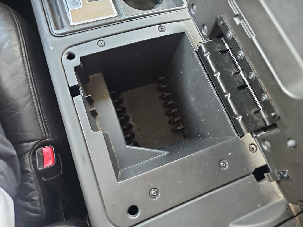 2005 HUMMER H2 Image 48
