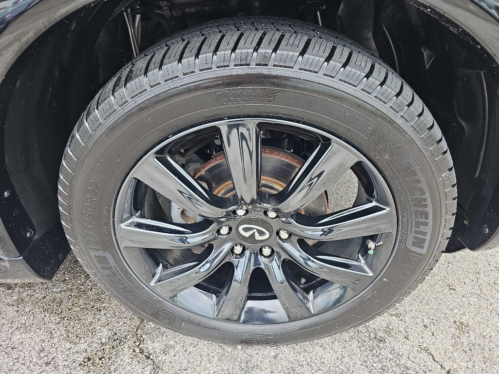 2014 INFINITI QX80 Image 20