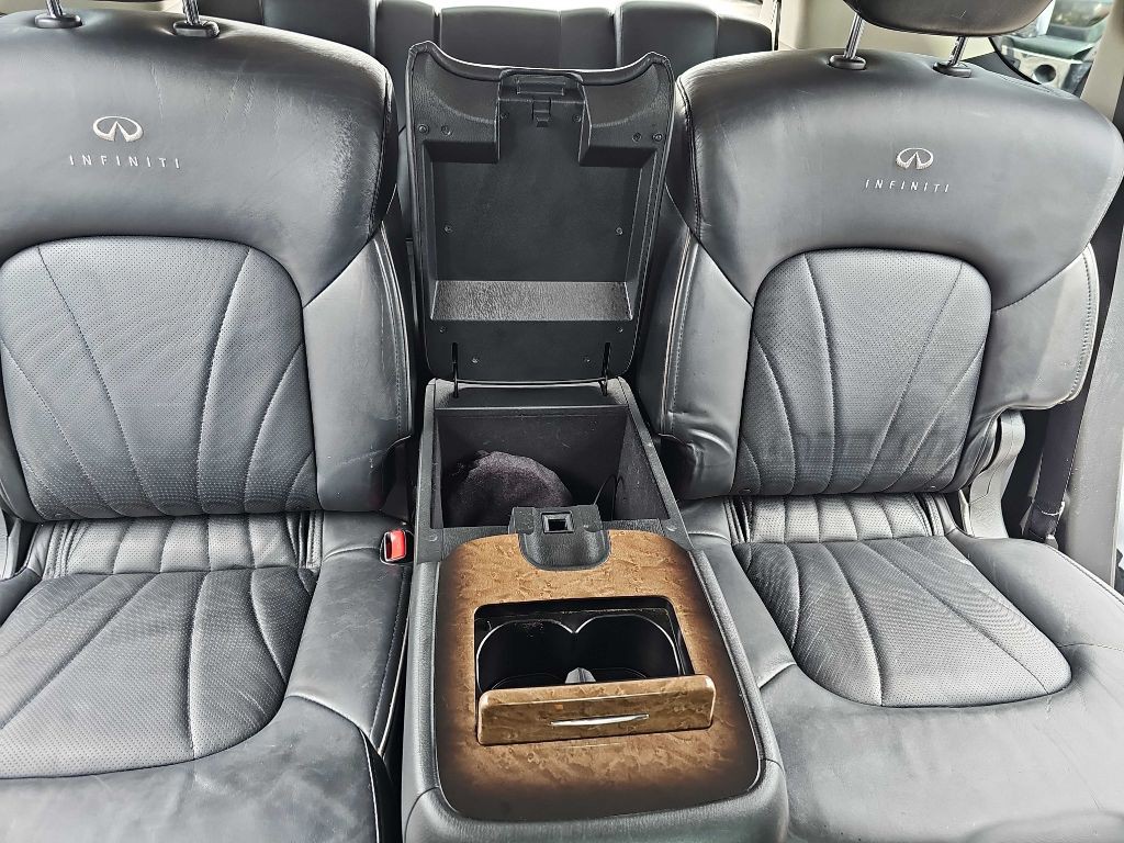 2014 INFINITI QX80 Image 45
