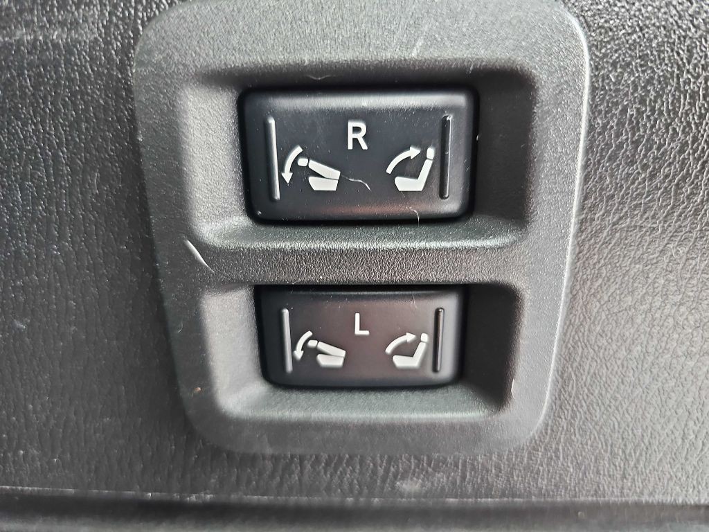 2014 INFINITI QX80 Image 57